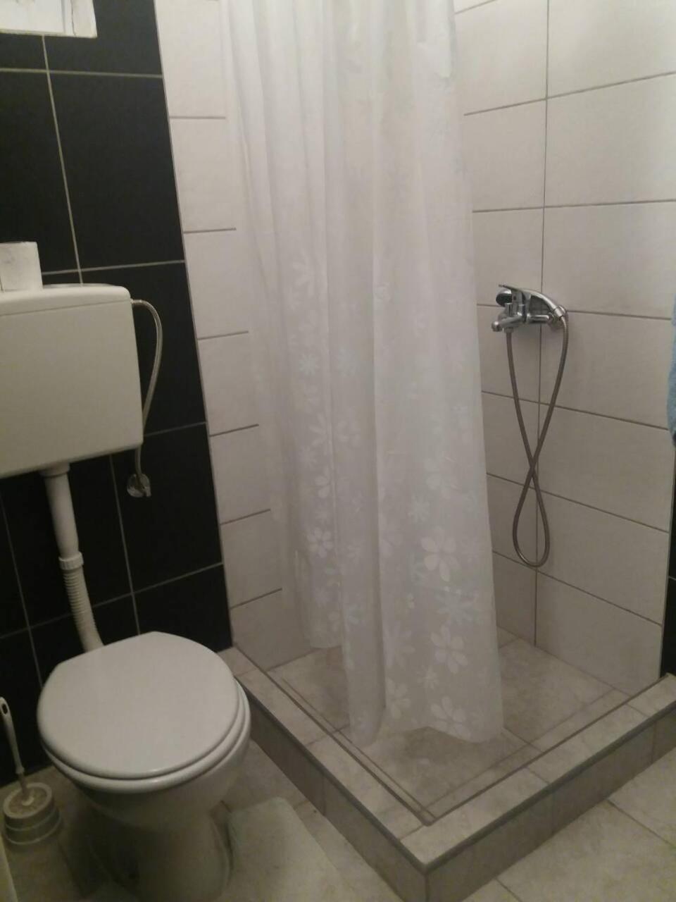Rooms Adrijana Banja Luka Bilik gambar
